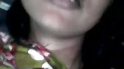 স্টকিংস মধ্যে একটি ফ্ল্যাট-চেস্টেড বাংলা দেশি xx রেডহেড সঙ্গে গার্হস্থ্য যৌনসঙ্গম