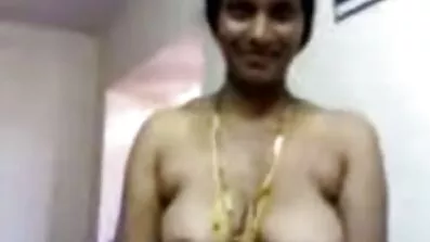 জরি বাংলা দেশি সেকস থং মধ্যে স্বর্ণকেশী fucks সরস কামানো মাথাওয়ালা প্রেমিকা পুলের কাছে