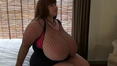 বাহক বাংলা দেশি মেয়েদের চোদাচুদি busty সহযাত্রী ছুড়ে ফেলে এবং নির্লজ্জভাবে তার বাড়িতে fucked